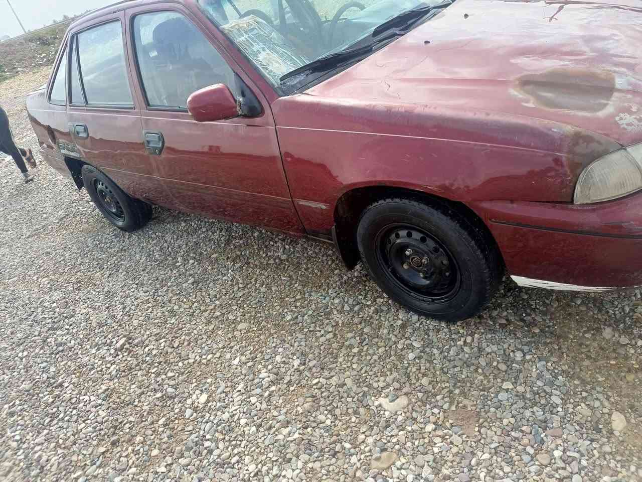 دايو موديل 95 سياره بلاديه كامله مكمله كلها شغاله مكينه جير صدر تايرات كفاله عامهه بدون صبغ وبدون ضربه سعر السياره 18 ورقه مكان السياره ديالى الخالص الشراي يتصل بشرط التحويل الشراء يتصل ***********
