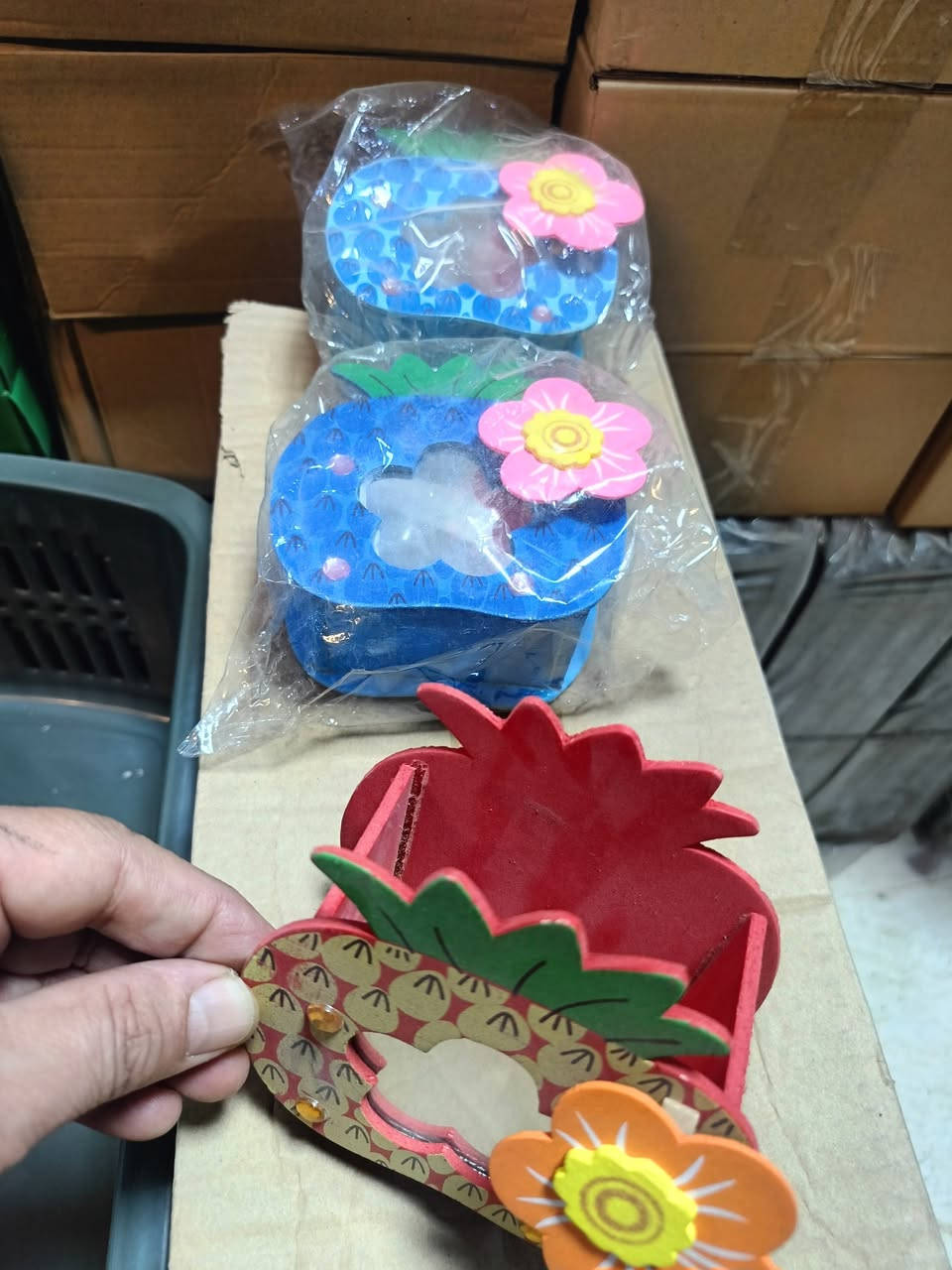 عرض في رمضان فقط 
مواد حاجه الف... الدرزن 8 الاف واصل لمحلك أقل طلب عشر درازن 
لطلب صور المواد مراسلة الصفحه او الاتصال على الرقم ***********
