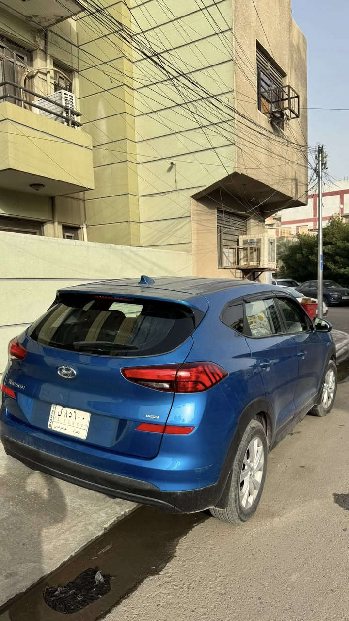 السلام عليكم
هيونداي توسان 2020 وارد امريكي 

مواصفات السيارة : 

- شاشة بلادية / اندرويد اوتو / ابل كار بلي . 

- هاند بريك كهربائي 

- رادار امامي

- حساس منع تصادم 

- السيارة نضام AWD تكدر تفعلة و تكدر تبقيها دفع امامي

- نضام المنحدرات 

- تشغيل عن بعد

- نضام الـ auto hold 

- السيارة ماشية 64 الف mi

حادث السيارة 💥 

قطعتين فقط - البابتين عكس السايق مسروقات بأمريكا

سعر السيارة 18000$ يعني 180 ورقة

السيارة تروح فدوة لأصغر واحد و الي ما تعجبة و ما يعجبة السعر ان شاءالله يحصل الاحسن منها و يسمعنة كلمة طيبة

للتواصل / ***********
