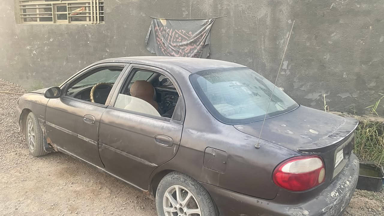 السلام عليكم  كيا سيفية موديل 2000 رقم بغداد محرك مكفول كير مكفول السيارة بسمي التحويل ثاني يوم
السعر 25 ورقة وبيها مجال  

لتواصل:***********
