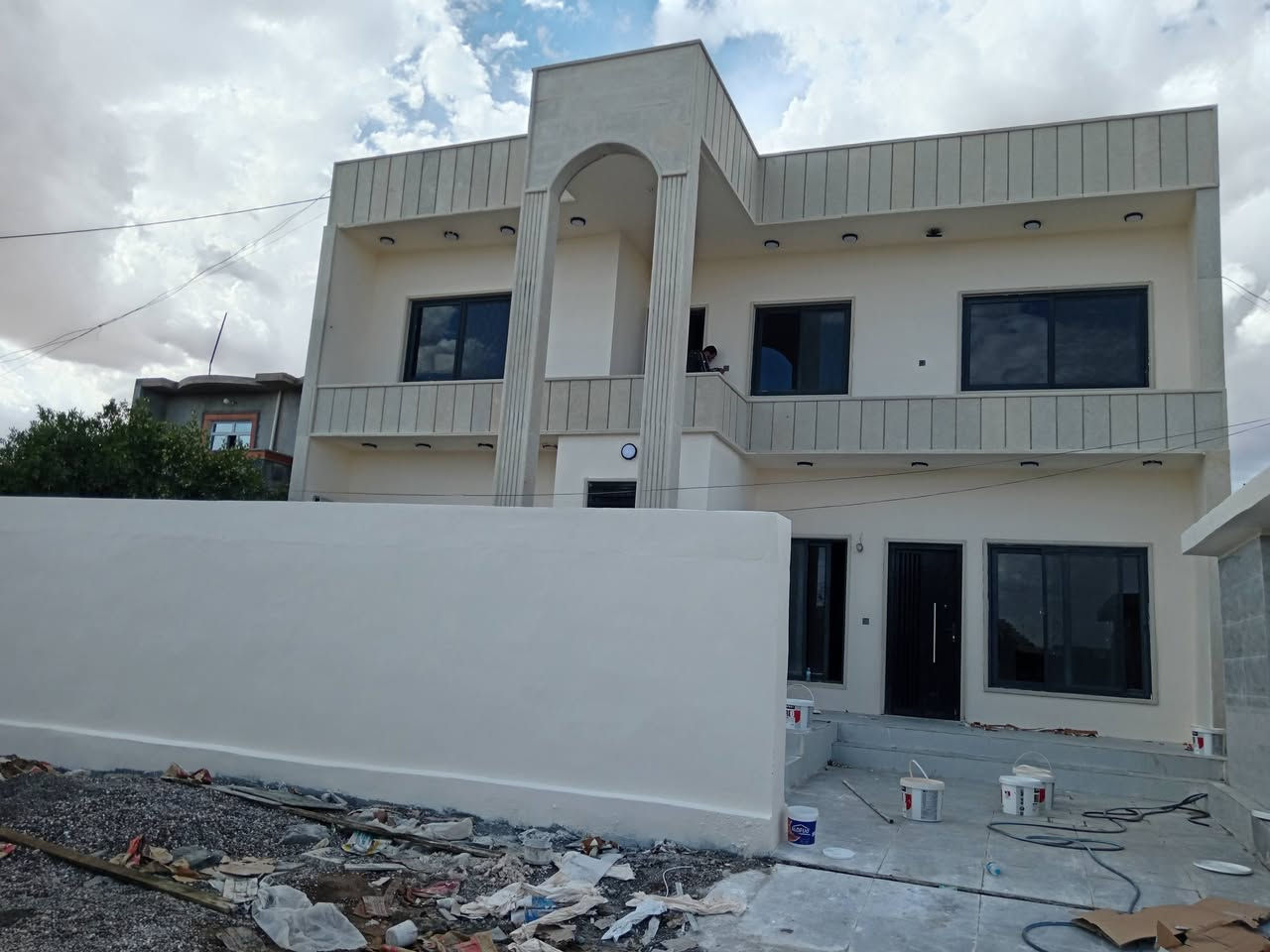 السلام عليكم يتوفر صباغين +سقوف مغربي +بلاستك+ملكي +طلس +جميع انوع الديكورات الشغل حلو نرضي الله قبل صاحب البيت الأسعار مناسبه والعمله حلال للستفسار اتصل ***********
