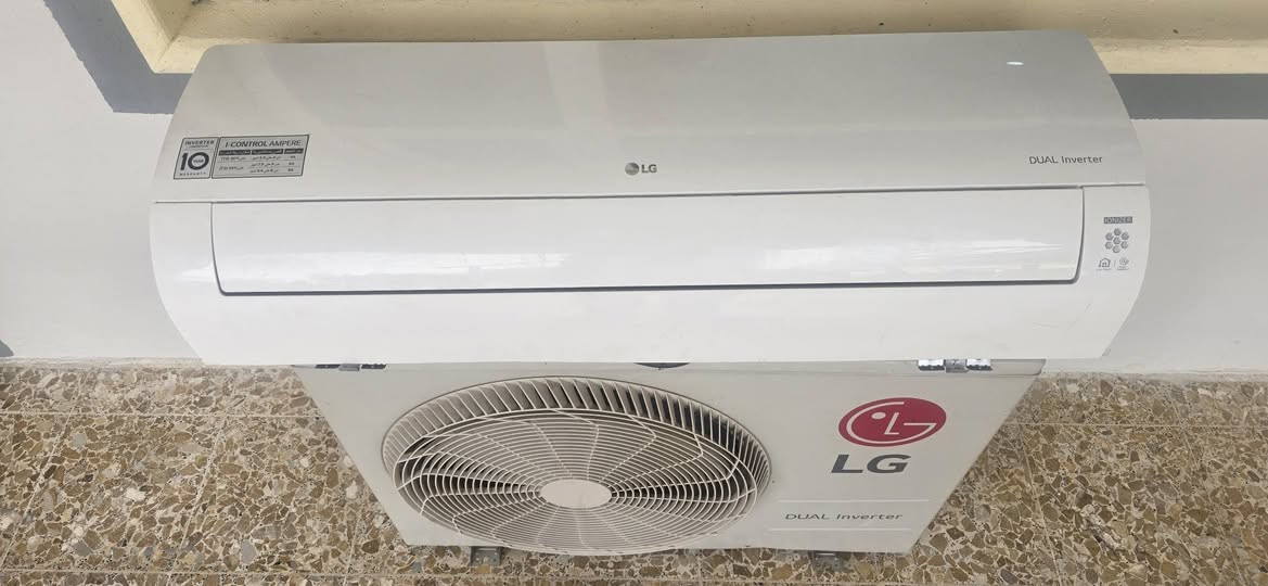 سبلت lg حجم طنين انفيرتر وضع شركة الجهاز شغال وشرط نظام تنقية الهواء لونزير تحكم امبيرية ٣ مراحل ٣ ٦ ٨ امبير صنع تايلندي سبب البيع لان اخذت واحد ثاني حجم ٣ طن شراي خابر لو ادخلي خاص وتدلل 
***********  ***********
