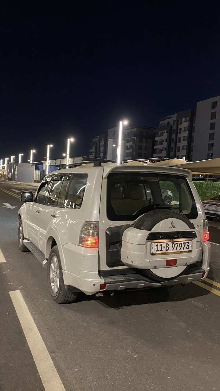 السلام عليكم باجيرو 2010 حبتور فول رقم بغداد الدولي بأسمي تحويل ثاني يوم هزة جديدة كير مكينة خير من الله مكينة 3500 المرغوب السيارة مكفولة من الصبغ بيها بارد بسيط بل جاملغ الايمن فول مواصفات دمام فتحة تبريد مركزي 3  قطع ثلاجة كشنات كهرباء شاشة اندرويد كامرة خلفية 7 راكب فول تحكم استيرن كروز سرعةالسعر 140  وبيها مجال بسيط مكاني بغداد
 ***********
