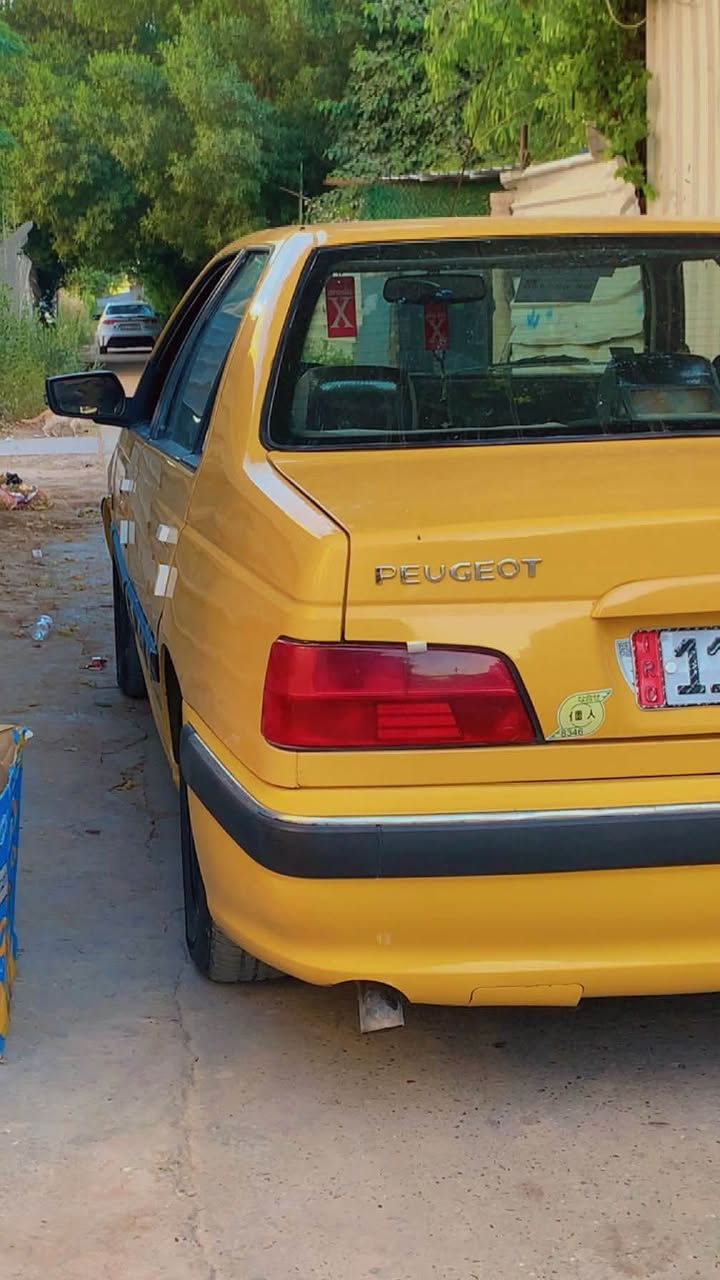 سلام عليكم بيجو مديل ٢٠١٥ تحويل مباشر كير ومكينه كورله سياره خير من الله كل نقص مابيها 
***********
