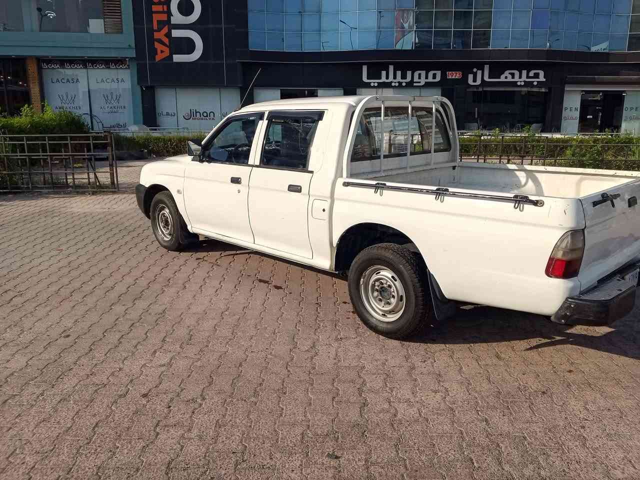 بيكب مستبوشي ياباني لبيع موديل 2002 رقم مازيده كامل بس تدفع رسومات وتحوله فقط سياره بدون ضربه قفط صبغ حزام لجماليه كير محرك شرط سياره جاهزه مابيها نقص ولا مصرف دينار سعر 54 شراي خابرني هذا رقمي ***********
