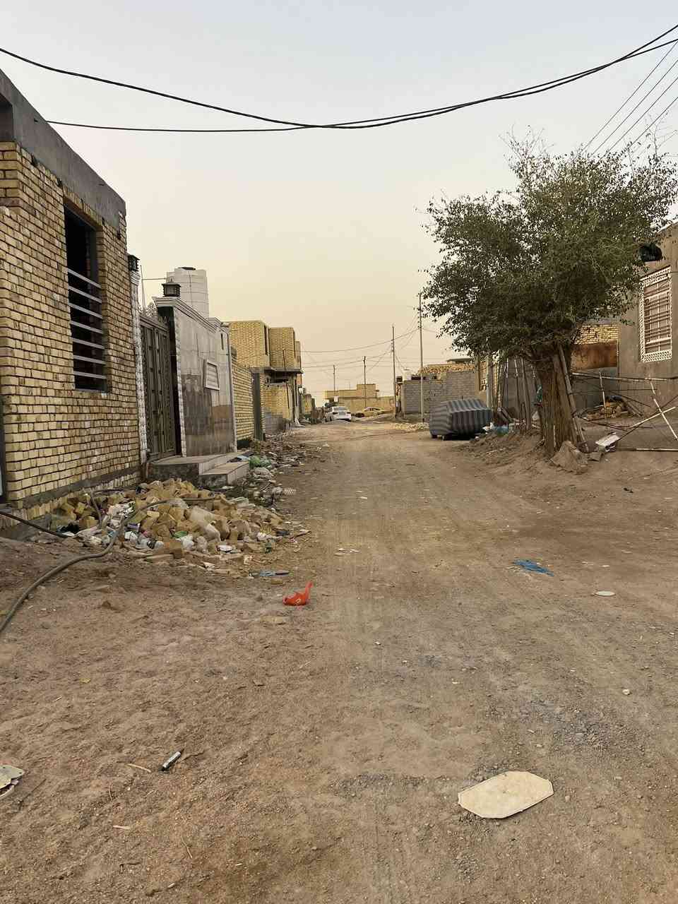 هيكل للبيع 🏠
🧾نوع العقار شاغر 
📉المساحة ١٠٠م النصف الأمامي
الـسـعـر ٣١
العنوان 📍حي الفداء 
للأستفسار ☎️***********
