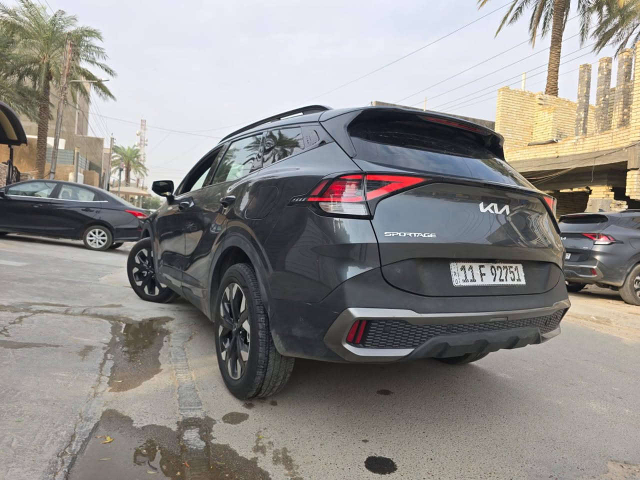 كيا سبورتاج 2024 اللون رصاصي فئة X.Line حادث خفيف جدا بدون إيرباك تبديل جاملغ بلادي نفس اللون جهة السائق وتعديل بارد بسيط بالبنيد بدون قطرة صبغ .. السيارة plug in يعني محرك بنزين وهايبرد وشحن كهرباء ( الشحنة الواحدة ولمدة ثلاث ساعات تعطي سير 54كم) يعني تنسى البنزين سياره أقتصادية جدا ماشية 9
مواصفات السيارة
1_ شاشة ترفيه كبيرة متصلة
2_ تحكم تبريد بيانو و شاشة
3_ بانوراما
4_ صندوق كهربائي و فتح ذاتي عند الاقتراب
5_ حساسات خلفية
6_ رادارات جانبية نقاط عمياء
6_ رادار امامي
7_ رادار خلفي
8_ قيادة شبه ذاتية
9_ تثبيت سرعة و مسار تفاعلي
10_ نظام نزول منحدرات
11_ اوتو هولد
12_ انظمة قيادة سبورت كومفورت ايكو و ثلج
13_ تدفئة مقاعد راكب و سائق
14_ شاحن تايب سي سريع و تايب A و شاحن لاسلكي في المقدمة و شاحنين تايب سي في الخلف
15_ كراسي جلد 
16_ كير ماوس
17_ شيفتات ستيرن
18_ اشاير بالمري
للاستفسار على الرقم *********** بي واتس
