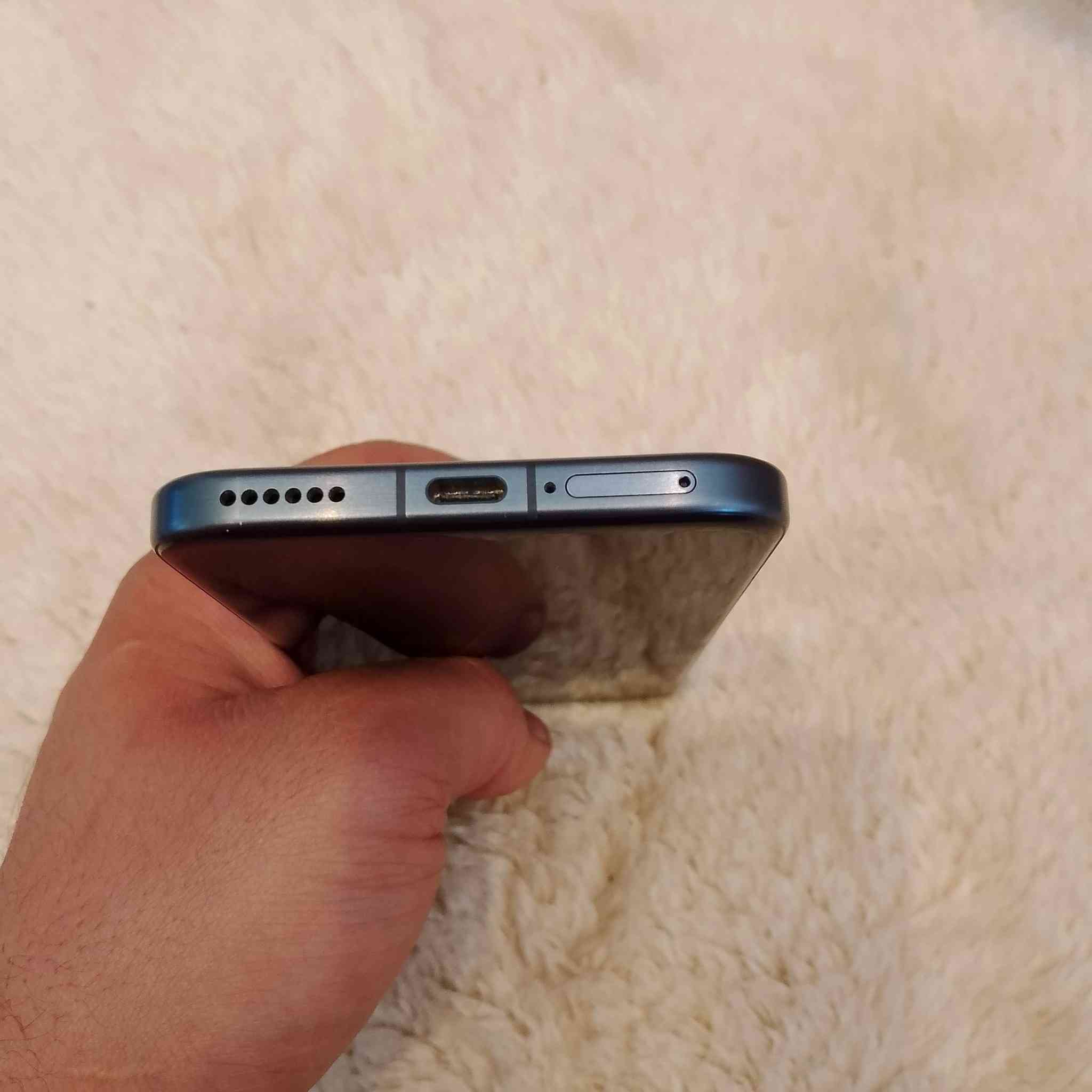 سلام عليكم للبيع او مراوس مع 
iphone 16 pro max 
سعر وتفاصيل خاص او واتساب 
***********
@ الجميع
