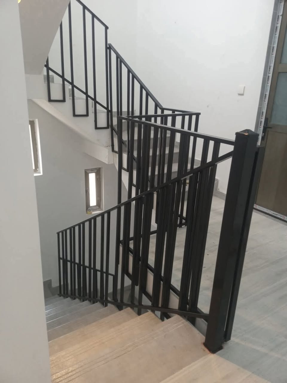 محل الفهد للحدادة و البلاستك بأدارة محمود جولي للتواصل على الرقم ***********
الموقع : دورة البانزين خانه قرب مطعم باشا القديمة مجاور علي هادي سطو
