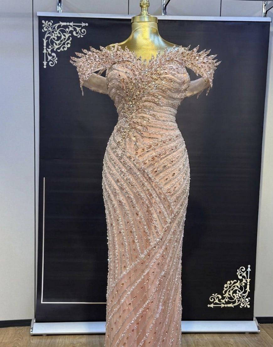 فساتين للبيع نظافة ١٠٠%
توجد خدمة توصيل


**إذا كنت صاحب هذا الإعلان وتريد حذفه لأي سبب، رجاءا أرسل رسالة إلى الدعم الفني**