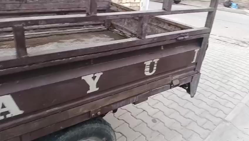 سلام عليكم ستوته للبيع موديل 12 اوراق أصولي ركبه شاصي مكفوله سوته خير من الله كل شغل بيها نكر سلف المكان حي أور سبع قصور سعر 650 رقم انتصال ‏‪***********‬‏
