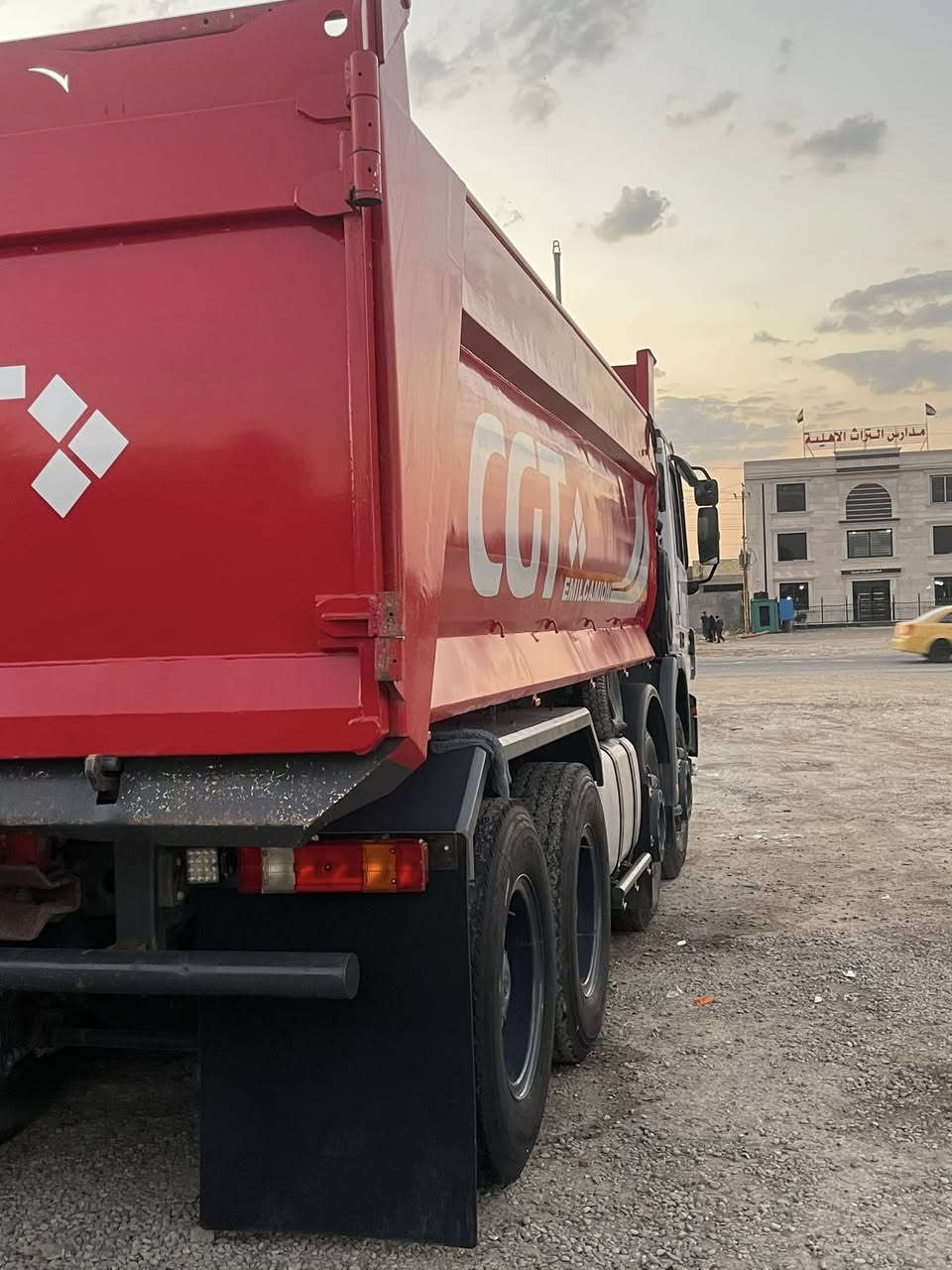 للبيع اكتروز موديل ٦ رقم بصره مكفوله وجاهزه لسعر ٦ونص الاستفسار ع رقم ***********
