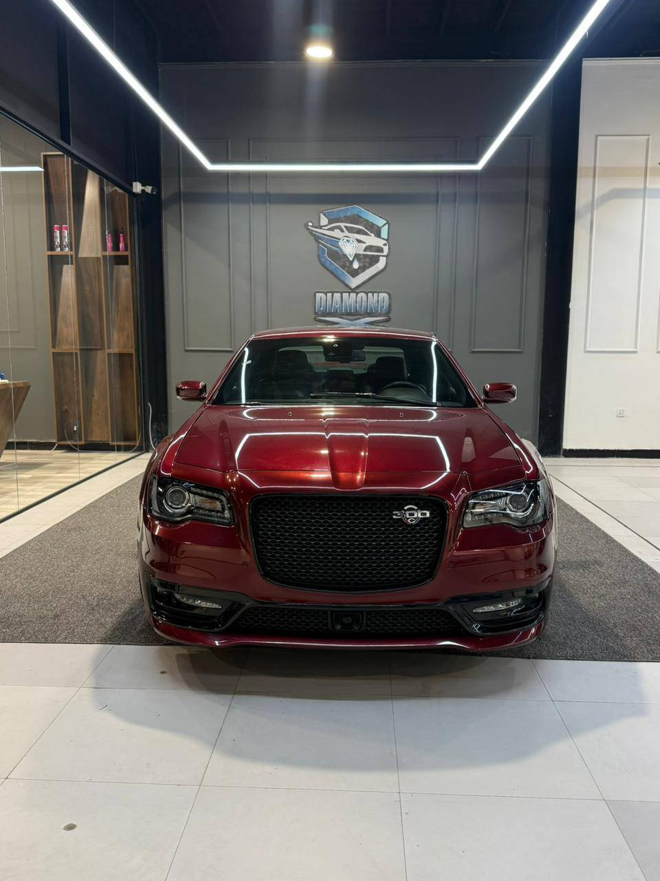 كرايسلر C300 . SRT  LAST CALL.  2023  فول 1/1
مكينه : 6400  . مكان السياره بغداد حي الحسين  اي ستفسار ***********
مواصفات :_                 
✓ بنراما 
✓ رادار امامي           
✓ رادار جانبي 
✓ سستم صوت هارمن كاردن 
✓ كشنات تدفئه وتبريد 
✓ نقطه عمياء + ترحيب 
✓ اكواب تدفئه وتبريد 
✓ كشنات خزن ميموري 
✓ ستيرن كهرباء 
✓ لايت امامي متحرك 
✓ دشوبل كاربون فايبر 
✓ اشاير بل مري 
وباقي المواصفات معروفه فول 1/1 🔒

مكان السياره بغداد  بدون رقم تترقم جميع المحافضات  . ماشيه 7 الف مال جناي الي يدور جديد   فقط كله عله وضع الشركه ونضافته 100% 
حادث السياره دعاميه فقط كفاله من كلشي السياره من البارد ومن الصبغ ومن التبديل شرط فقط دعاميه مبدله وبيه سونار  وكل تفاصيل السياره واضحه . للبيع اول مراوس اي ستفسار بخصوص السعر خاص اول الاتصال على الرقم *********** ..
