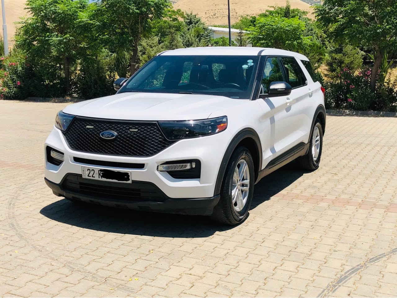 Ford Explorer police 2021

فورد ئيكسپلوةر پوليسي v6 3.0 twin turbo 400 hp 🚀 رةنگي سپي بيً بوًياخ يةك دةرگاي گوراوة بة بيلاد بيً ناو گرتن ئةرباگ بةس شاني سةكن تةقيوة پيش و دواي كةپسة گيًر و مةكينة و تةبريد و تةحويل بة شةرت سةنةوي تازةية ٢٠٢٨ كامل مةسرةف كراوة و زوًر تون و تولًة مواسةفاتي دةبل ئةكسلة و 3 ريز كوشن سياحي و كوشن كارةباية و بريك بةسمةية و ئاويًنة كارةباية و سوكان ڤوليوم و تةحديد سورعةية و شاشة و كاميًرةية و لايت و بةگلايت و بلاجكتور ليد و ئوتوية و گاعي تيًگيراوة و ويلي XLT بوً بةسراوة و هوًكة و نرخي 220 گةلاية لة سليًمانيم تكاية گةر مشتري نيت بيًزارمان مةكة و جوابي كوًمينت نايةمةوة ***********

السلام عليكم ورحمة الله وبركاته
‏‎ لـلـبـيع 
فورد اكسبلور بوليسي 2021 لون ابيض السيارة 7 راكب كشن سياحي
محرك V6 توين توربو 400 حصان 
مواصفات شاشة كامرا بريك بصمة كشن كهربائية ‎و تحكم ستيرن جهتين ‎تحديد سرعه
نظام الدفع 4WD ويل كب بلاجكتور السيارة حيل نضيفة جاهزة 
مابيها اي نقص بشرط كير محرك تبريد كله بشرط 
السيارة بدون صبغ بجم كبس 
باب واحد تبديل شركة بدون دواخل 
ايرباك البردة سعرها ٢٢٠ ورقة

مكاني سليمانية 
ملاحظة السيارة هزة فحص رقم سنوية جديد ٢٠٢٨ رقم اربيل 
سنوية بسمي 

رقم صاحب السيارة 
*********** السليمانية, العراق
