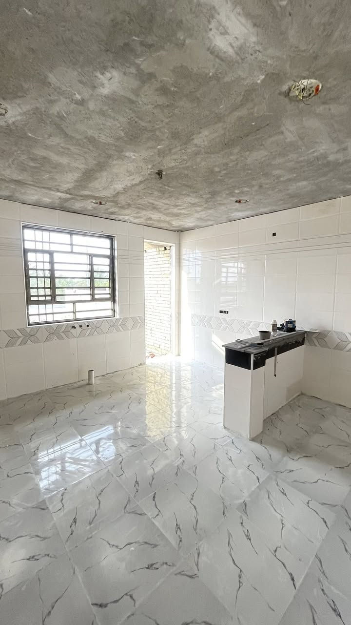 السلام عليكم خلفه سيراميك وارضيات متفرغ حالين
وبطريقك صعد المنشور رزق ناس على ناس والكل على الله ***********وجزاكم الله خير جزاء
