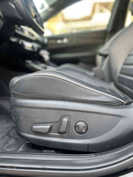 كيا فورتي جي تي لاين2024 
استيراد بمواصفات خاصة
فووووول مواصفات للاخير
ماشيه25  الف بعدهه بريحة الشركة 
محرك 2000 دوش المرغوب
اللون اسود ملكي 
رادار 
 وفتحة سقف 
الجام ينزل بالريمونت البصمة
كشنات جلد كلهن 
مع تحكم كهرباء وتدفئة وتبريد بالكشنات
 اشاير بالمري 
نظام الصوت والشاشة من هارمن كاردن
 مضخم صوت وضوح جدآ ممتاز رادار امامي وخلفي وجانبي
 سبير بلاد كومهو 
وضعيات قيادة
 توقف ذاتي
 تحديد مسار
 قيادة ذاتية كاميرا امامية صندوق كهرباء يفتح عند الاقتراب
 اشارة ترحيب باليدات عند الاقتراب 
بصمات بوب 
الجام ينزل بالبصمة
تبريد خلفي 
ارضيات ربل بلاد حوض ستندر عليهه 
السيارة ما ناقصها برغي كاملة مكملة
 رقم معوقين بغداد وكالة 
 بدون ارباك بدون ارباك حادثهه جدآ جدآ بسيط دعامية وشووووية من البنيد وتكحيل بسيط ما مبين بالجاملغ الامامي وشوف العين 
غراض السيارة كلة تفصيخ بلادي شرط الفحص
السيارة كارتون سعرها 165وبي مجال ان شاءالله  موجود وتساب
***********
