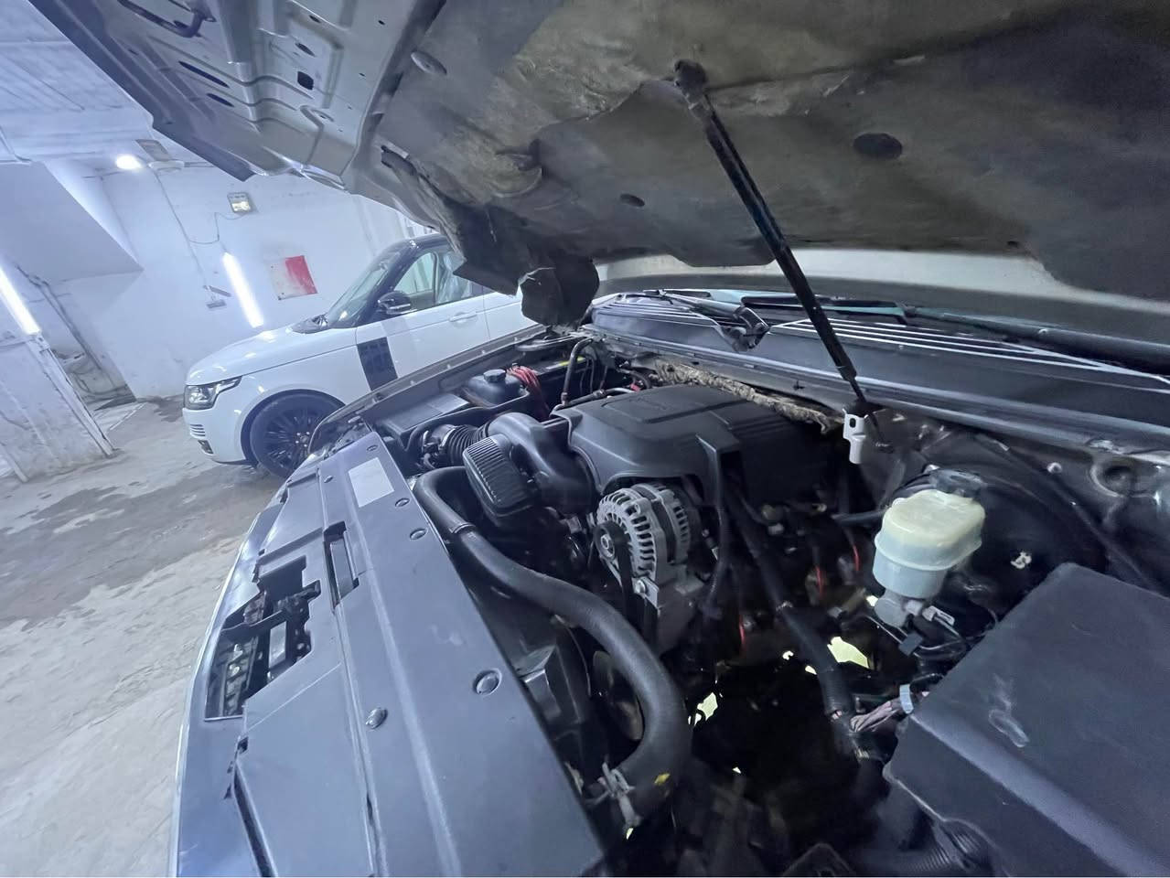 تاهو خليجي 2008 LTZ مكفول من الحادث و الصبغ رقم سليمانيه بيها جراد شي بسيط 195 و بيها مجال السماوه*********** السماوا, المثنى
