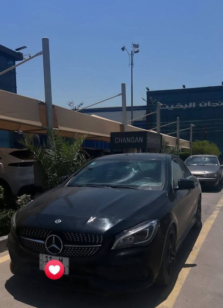 مارسيدس cla250 2017  فول مواصفات 4 سلندر 2.0 تيربو
رقم بغداد 
مكانها بغداد 
الحادث جاملغات وبنيد 
بدون ايرباك 
بدون داخل 
بدون شاصي 
المميزات : 
بصمه 
كير تعليك + شفتات 
تبريد ثلج
فحته سقف 
الكشن جلد + تخزين ميموري + تحكم كهربائي+ تدفئه وتدليك
تحكم ستيرن amg
تحكم محرك amg 
تيربو تبديل جديد 
راديتر جديد 
روله جديده 
بلكات جديده 
مروحة راديتر جديده
سعرها جدأ مناسب 
 ***********
اتصال + واتساب
