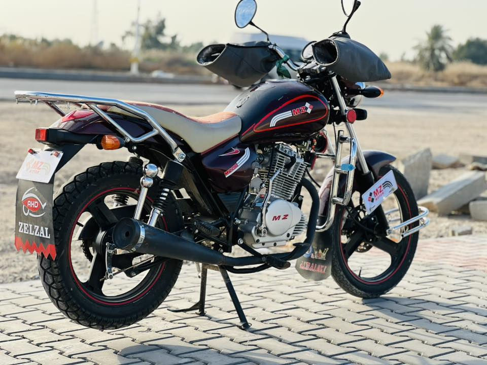 السلام عليكم دراجة للبيع موديل 2024 ماشية 3500 السعر 1600 وبي مجال الرقم ***********
@إشارة
