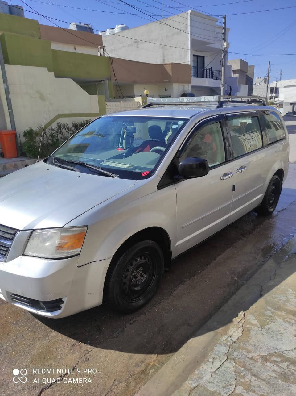 دوج كرفان رقم دهوك سيار جاهز من كلشي سنوي 2030 بدون صبغ وبدون ضرب موديل 2009 كير ومحرك بشرط سعرها 105 ورقات وفيها مجال بسيط مكان سيارا باربيل 
***********
