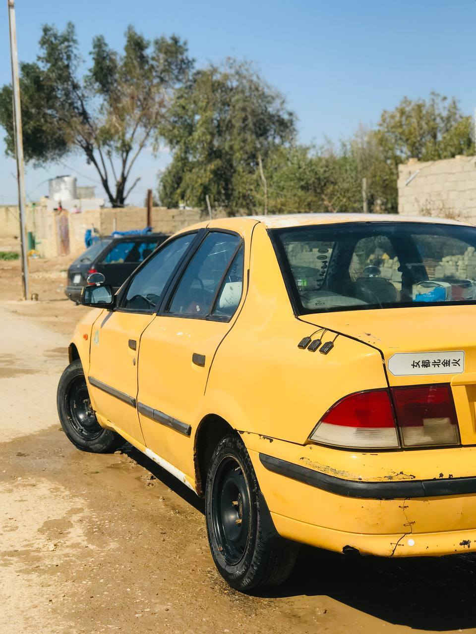 السلام عليكم سمند للبيع رقم واسط
سياره جاهزه مكينه وكير خير من الله حداديه قبل اسبوع مبدله شرط التحويل مصفره هيئه وغرامات تخم تاير جديد 

حساس خلفي تدفئه تبريد السعر 27 وبيه مجال بسيط 

العنوان بغداد 

رقم الهاتف ***********
