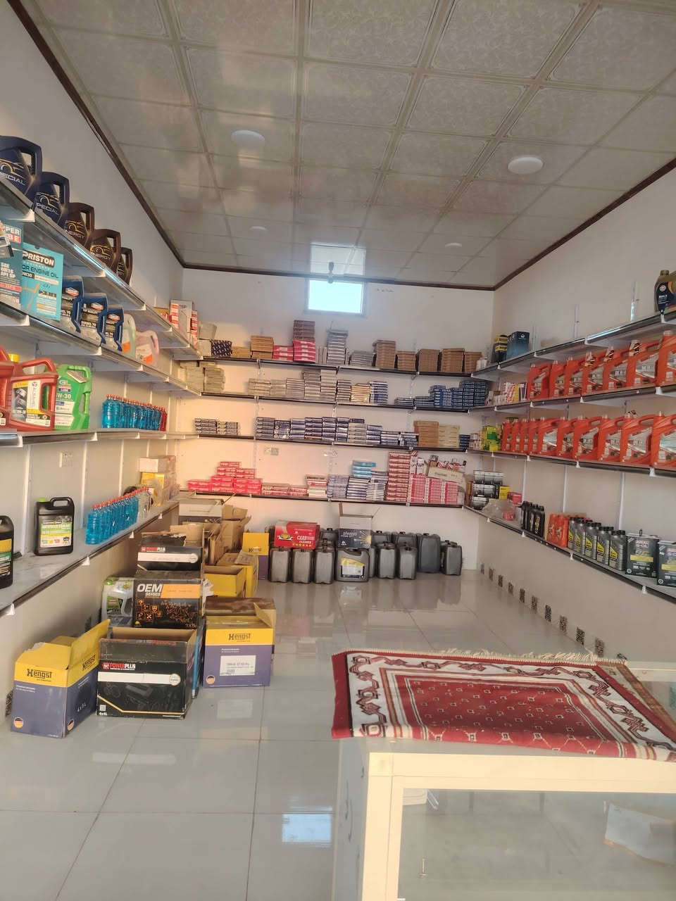 بسم الله توكلت على الله
يوجد جميع انواع الدهن في مركز خدمات السيد 
لزيوت كافه السيارات الصغيرة والكبيرة
الموقع ورة جسر ام الشبابيط 
مقابيل اسواق الحاتم العدوله 
الاستفسار اكثر التصال على الرقم ***********
