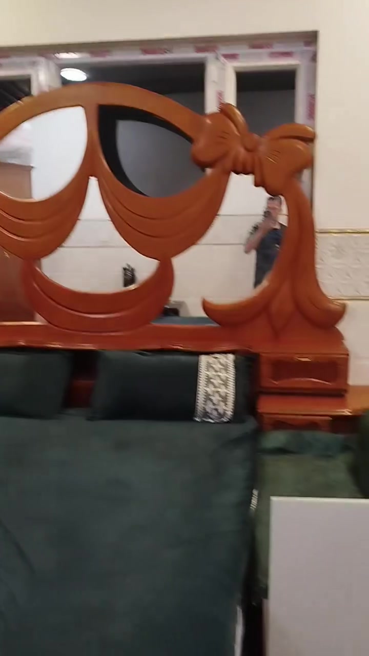 غرفت نوم مرتبه ناقصها ترتيبات
كامله الغرفه
ما عده تخت ال اطفال ما مشمول بل بيع فقط الغرفه
السعر 325 
العنوان
موصل ايسر حي الميثاق الي يحب يراسل خاص وبيك خير وتدلل


**إذا كنت صاحب هذا الإعلان وتريد حذفه لأي سبب، رجاءا أرسل رسالة إلى الدعم الفني**