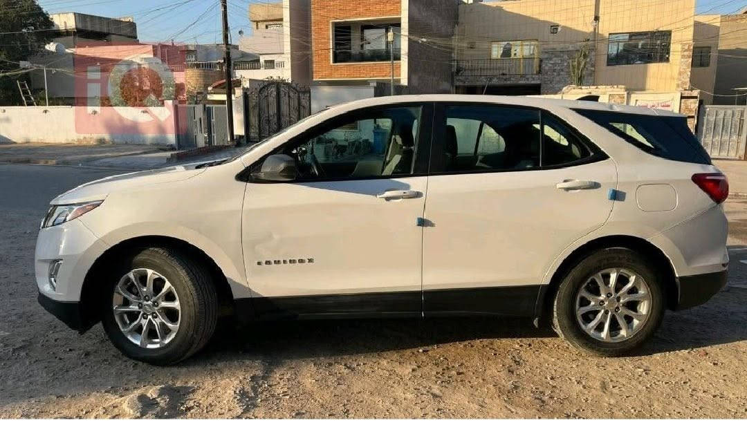 للبيع شيفروليه إيكوينوكس موديل 2021 فئة LT، السيارة ماشية 100 ألف كم ومواصفاتها أمريكية. المحرك 1.5T، 4 سلندر، بنزين، والقير أوتوماتيك. اللون أبيض، والمقاعد قماش وعددهم 5. اللوحة أربيل خصوصي. السيارة بيها دفع رباعي، بريك أوتو، نظام منع التصادم، مثبت سرعة، كاميرا خلفية، شاشة وبلوتوث، تحكم مقود، وأنظمة أمان متعددة. للاستفسار، هذا رقم الهاتف: ***********.
