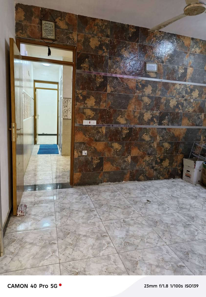 ⛪⛪⛪⛪⛪⛪⛪⛪⛪
مساحة / 63 م
واجه 4/متر 
قصيريه /3متر 
السعر /120مليون وبيه مجال

  و تتوفر كافة الخدمات . 
يحتوي على :
الطابق الأول:- استقبال + مطبخ + غرفة +  خدمات صحية .
الطابق الثاني :- غرفتين نوم + خدمات صحية + بيتونة + سطحين. 
📍ا:- سبع ابكار شارع الدب  
أو المدخل الثاني خلف سوك السمجه ليغاد من ألعاب الهبي دي
 ==================== 
يمكنكم إرسال عروضكم العقارية ( اراضي _ دور _ عمارات وكل ما يتعلق بالعقار ) ما عليكم سوى إرسال المعلومات برسالة واذا كان متوفر صور للعقار لعرضها في المكتب وعلى صفحتنا على الفيس والله الموفق
نسبة الدلالية / 1 /بل 100
====================
للاستفسار اكثر تفظل اتصل خاص بدون كتابه مكتب دلالية  للعقار


**إذا كنت صاحب هذا الإعلان وتريد حذفه لأي سبب، رجاءا أرسل رسالة إلى الدعم الفني**