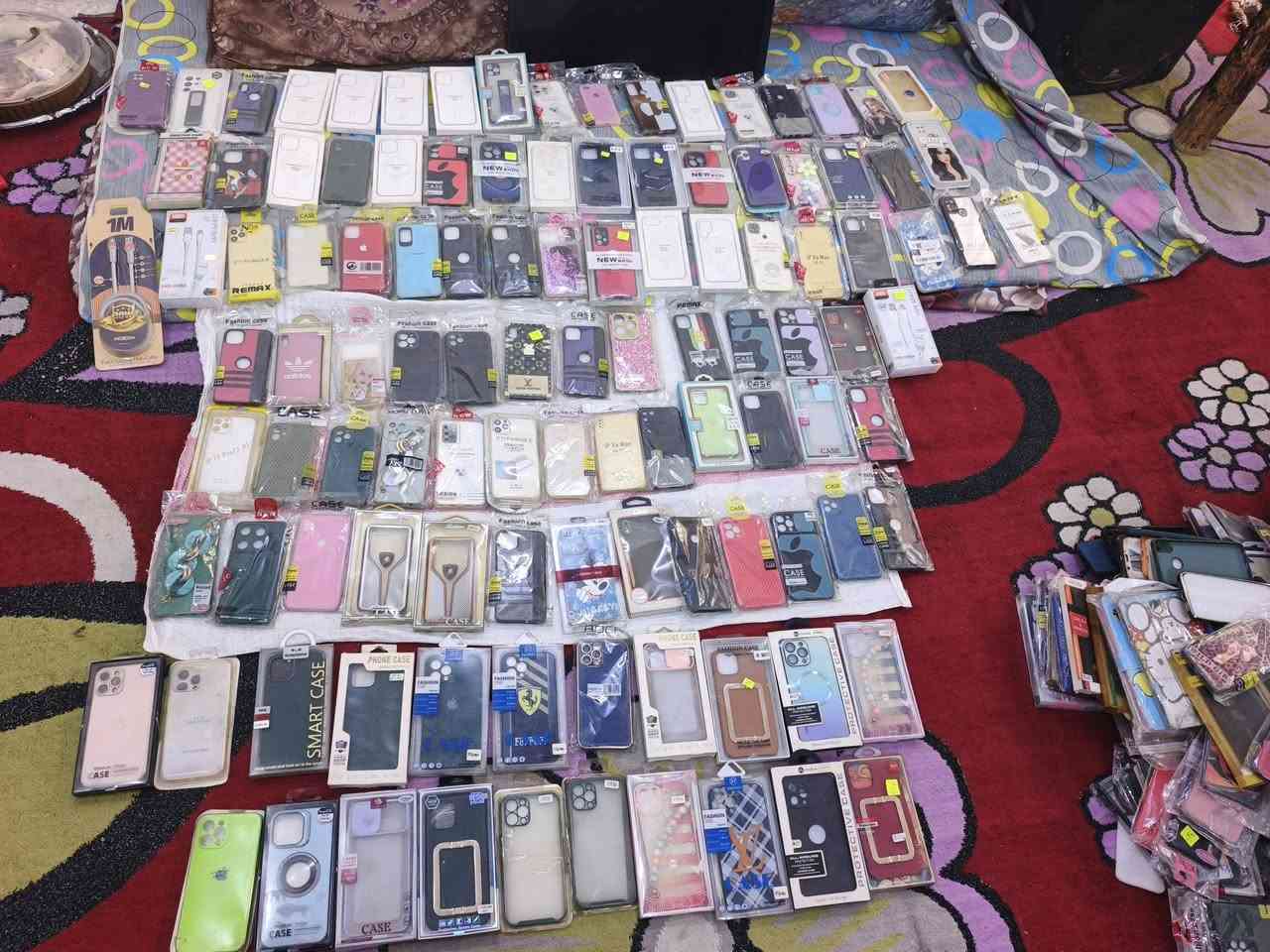 السلام عليكم كفرات كافه انواع الاجهزه بسعر الف دينار عنواني زعفرانيه شارع معهد رقم الهاتف ***********
