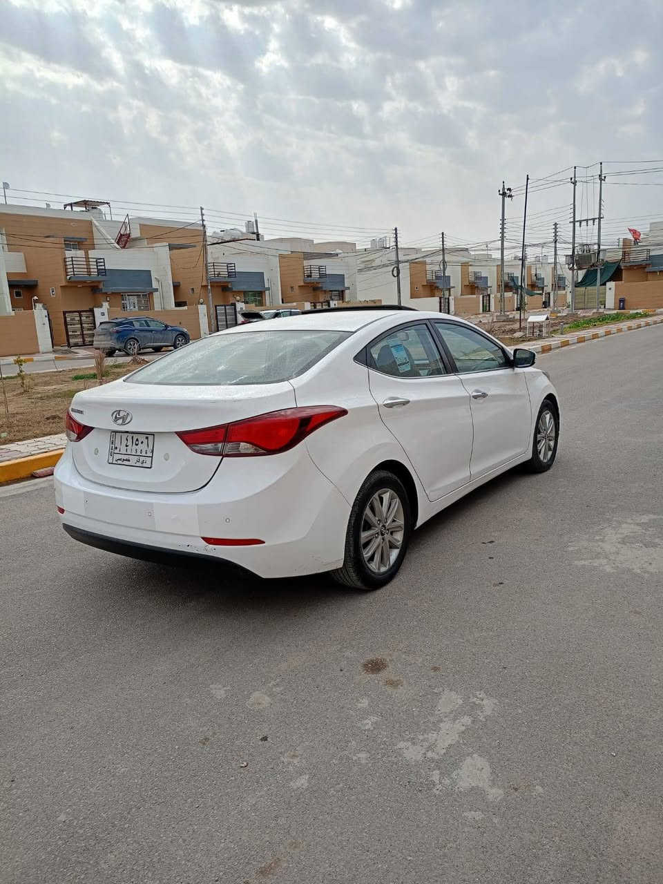 ***********االنترا ١٦ خليجي نظيفه جدا ع وضع الشركه مكفوله ماعدا شبرين صبغ بداير الخلفي 
فول موصفات 
بيه مستعجل لان محتاج جوه السوك
