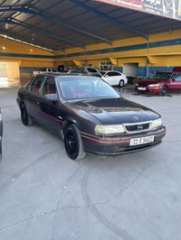 فيكترا • ١٩٩٢ • محرك ١٦