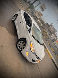 للبيع  النترا موديل 2012 وارد كوري ماشية 230 km محرك ٤ سلندر حجم ١٦ دو...