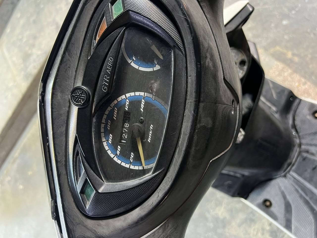 سلام عليكم للبيع GTR كفالة عامة ما بيها اي نقص 

كهربائيات كله شغالة دراجه مختمه 

مكانها بغداد الامين الثانية ***********

#السعر_850 وبيها مجال بسيط
