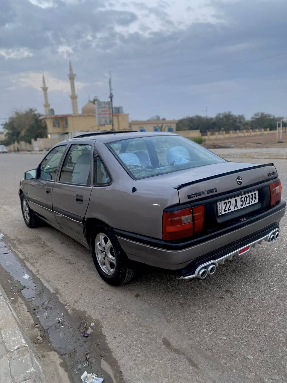 اوبل فكترا محرك 20  كير ومحرك بالشرط لا صرف ولا بخار  بدون ضربه بدون قطره خياس صدر جديد ما ناقصها كلشي رقم سليمانية سنويه لل30هزه جديدة دفتر بانزين موجود يعني تروح فقط تحول  
السعر 40وبي مجال قليل  مكاني كركوك 
الشراي يتصل ***********
