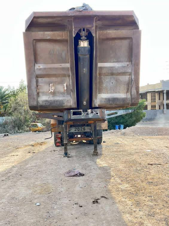 للبيع عربانة حدادية عمل بغداد مكفولة كفالة عامة ذرعتهة 32 متر تلاث دناكير .. رقم الهاتف..اسيا***********. اثير ***********
