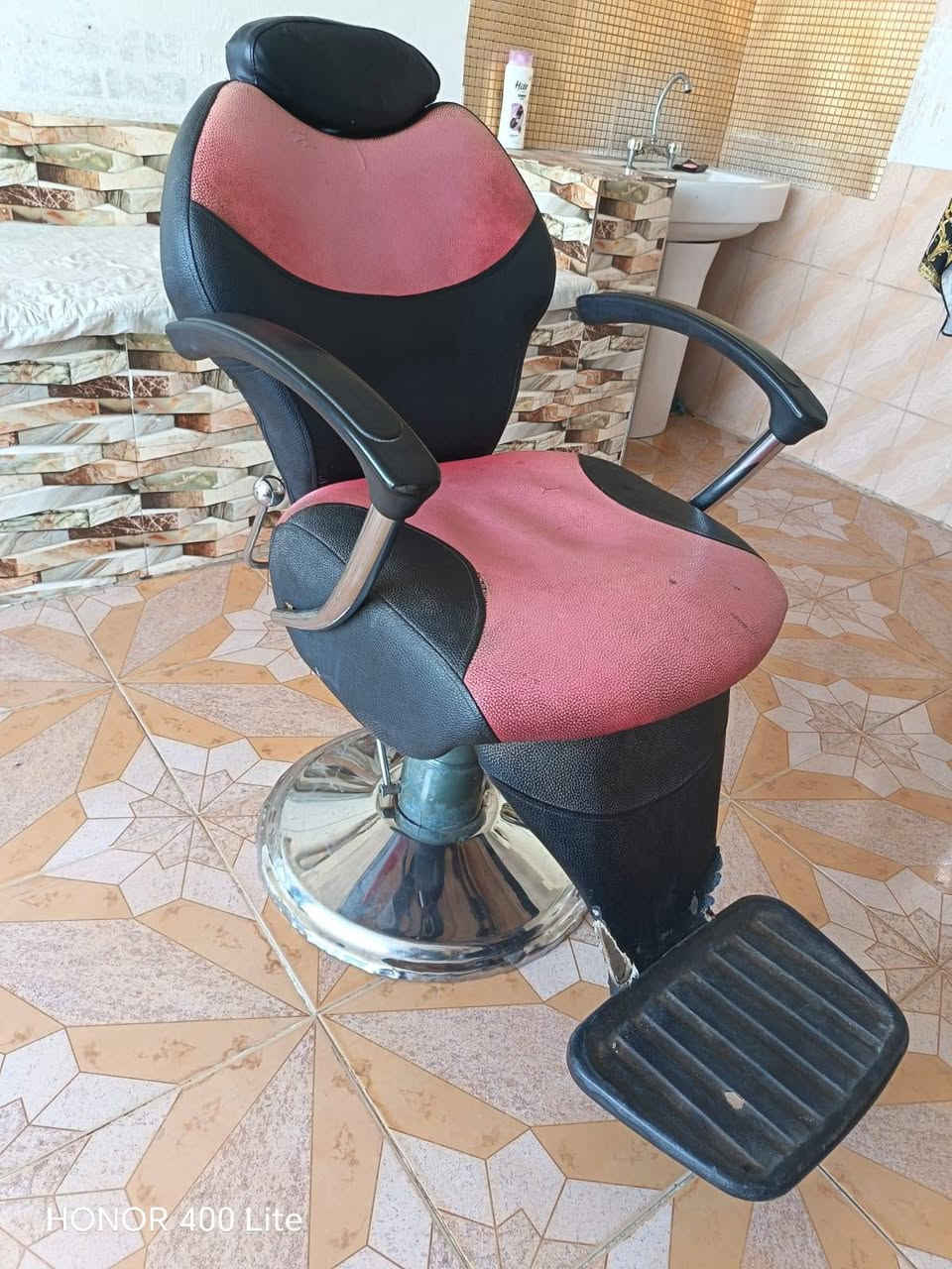 سلام عليكم عندي كرسي مال حلاقه البيع و نضيفة


**إذا كنت صاحب هذا الإعلان وتريد حذفه لأي سبب، رجاءا أرسل رسالة إلى الدعم الفني**