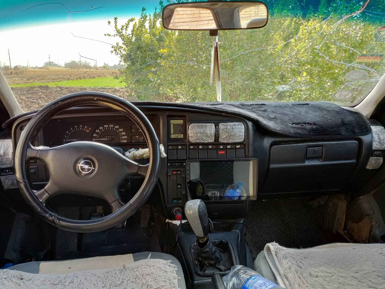 اوبل اميكا 1991 محرك 2000 كير عادي جام كهربائي فتحه سقف محرك كير صدر تخم تاير. جاهزه   سياره بلاديه السعر 38 بسيط جدا ***********
*********** العنوان الانبار الخالديه
