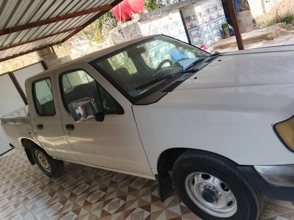 سلام عليكم سياره نيسان ٢٠٠٣ مال مزاد سياره جديده وتعبانين عليه مابيه نقص بطنه جلد كشنات دشبول احمر تبريد شغال مكينه كير خير من الله تخم تاير  مكانه بعقوبة تقاطع القدس دور زراعه سعره ٦٥ ورقه تواصل عله رقم ***********
