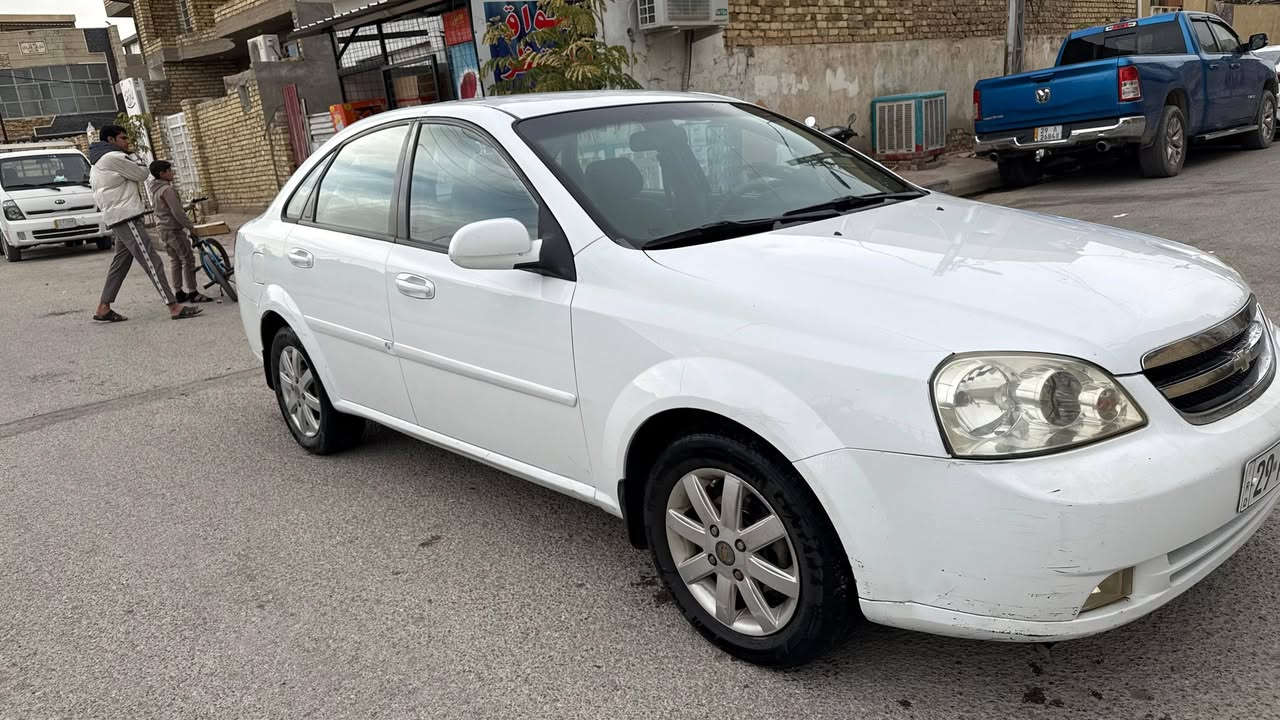 السلام عليكم
اوبترا 2011 کفاله عامه من الصبغ 
فقط بارد قلیل کما موظح في السونار
ما ناقصهه شي
واسط مركز المدينه
***********
