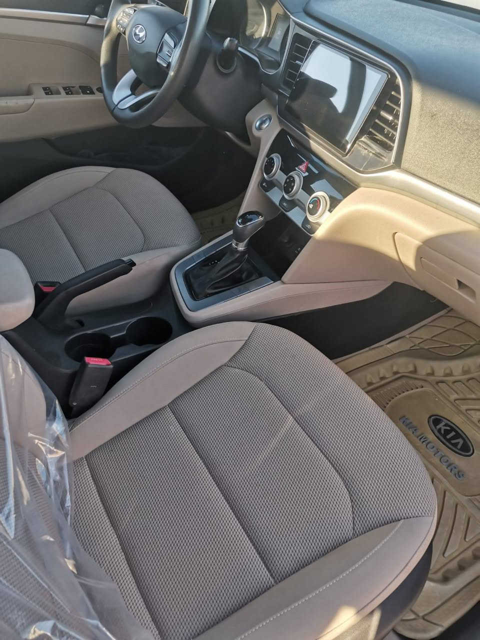 مراحب للطيبين للبيع النترا ٢٠٢٠ بغداد حره ماشيه ١٠٠ فول مواصفات بصمه شاشه كامره دواره
ويل كب أكروم دسك خلفي أمامي تبريد خلفي كفاله عامه بأسمي مكان السياره ناصريه للأتصال ***********
