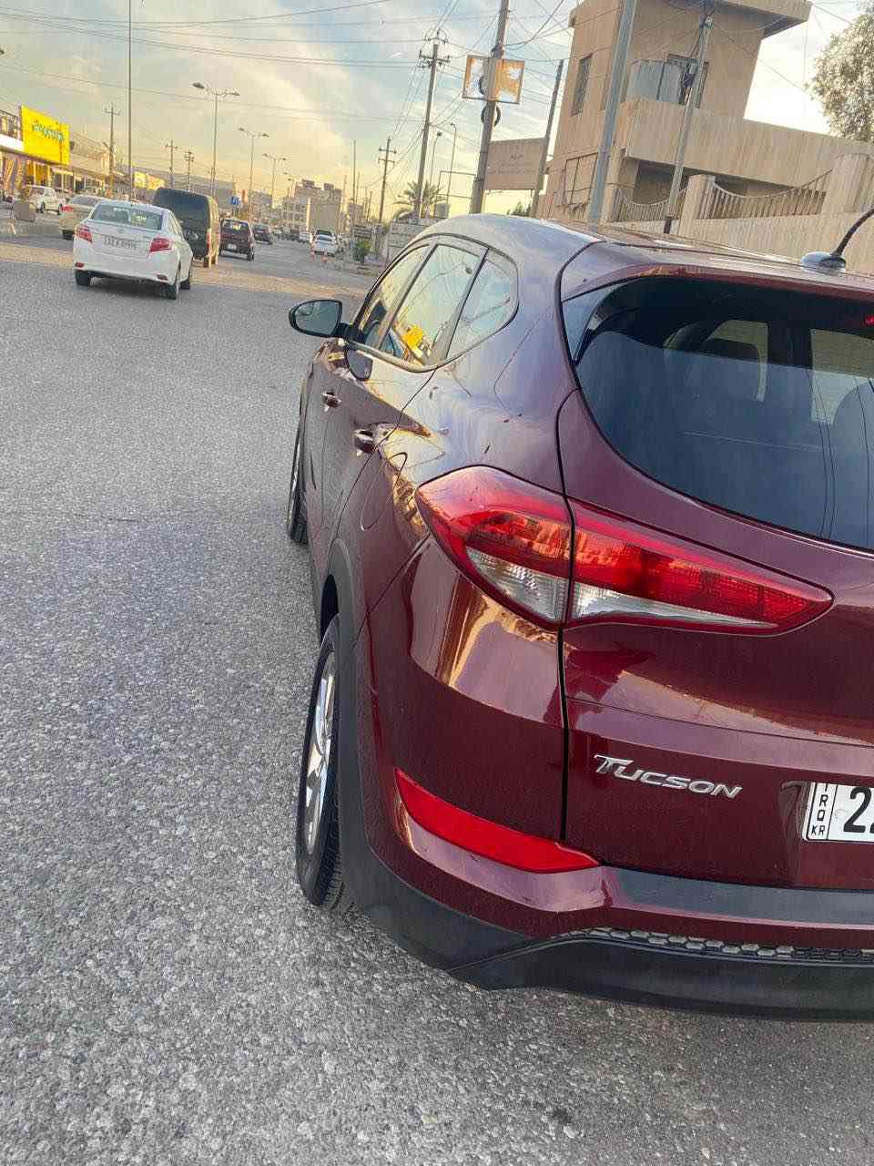 هیوندای تۆکسۆن 
مۆدیل 2017 مواسفات ئەمریکی 

1 پارچە سبوغ بەس بۆنیت 
بێ ناو گرتن بێ ئێڕباگ  
مەکینە V4_2,4 جی دی ئای 
ڕەقەم هەولێر سەنەوی نوێ 
ڕۆیشتن 72 هەزار میل 
بێتەقەو ڕەقە هەموو شتی بەشەرت
 

نــــــرخ 154$ وەرەقە 
وەتساپ☎️[***********] أربيل, العراق
