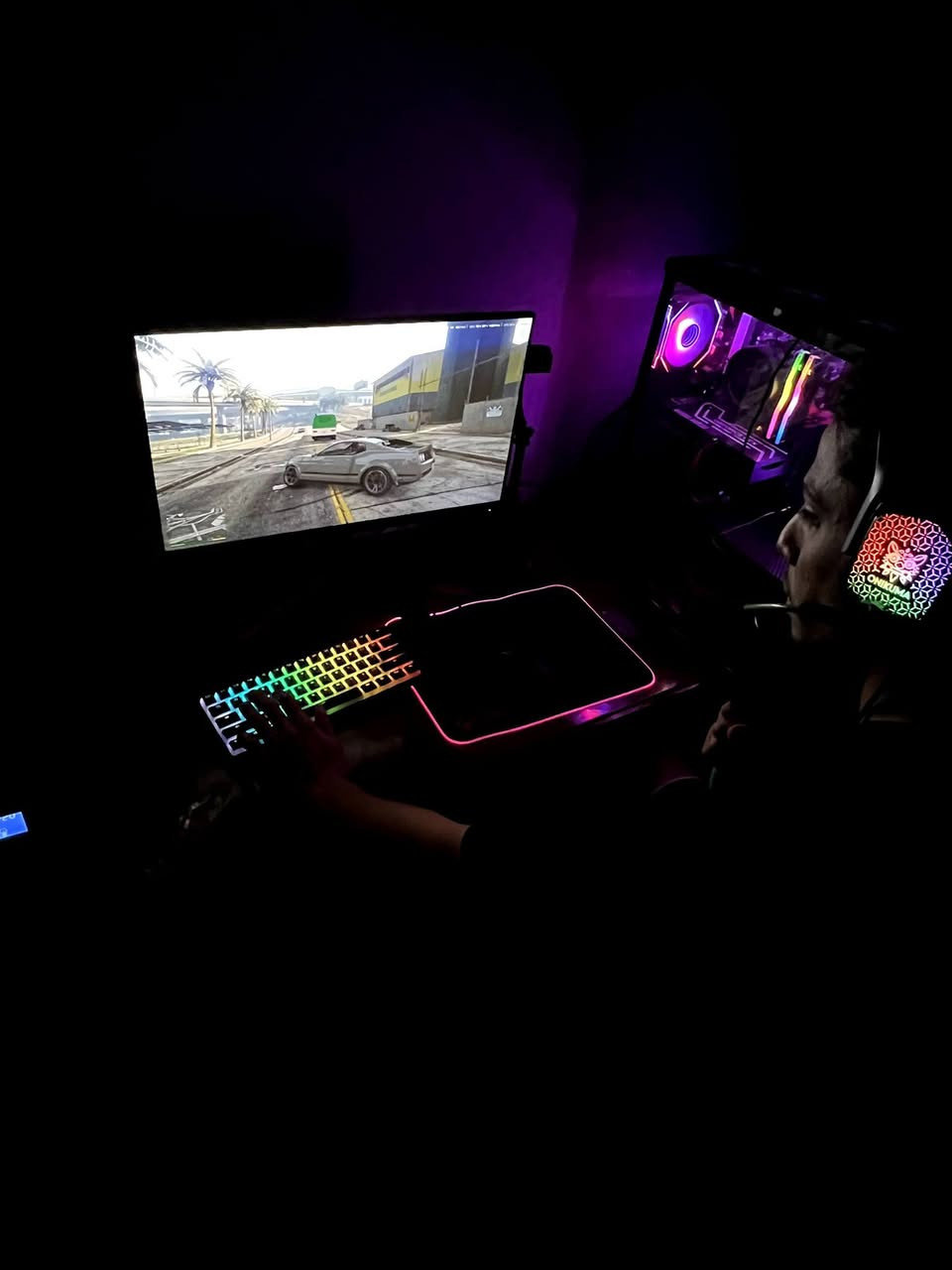 الكيس بمليون وميه بي مجال شي بسيط
الشاشه ب150
المكسر معه مايك وستاند مونو  150
الويب كام 25
سماعات 30
موس اتارك شارك R1  الف30
معه هديه كيبورد ميكانيكي فول ارجيبي الماركه KG
يوبي اسف 1kv 180 اخو الجديد


**إذا كنت صاحب هذا الإعلان وتريد حذفه لأي سبب، رجاءا أرسل رسالة إلى الدعم الفني**