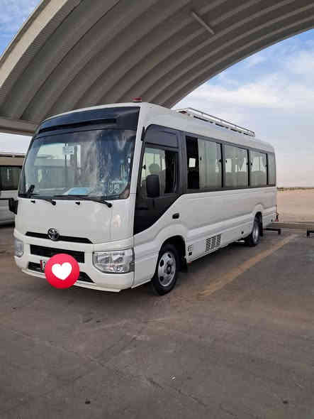 سلام عليكم كوستر للبيع موديل ١٩ بيها صبغ باب او لغد والباقي كفاله عامه كير مكينه اكسن كفاله تخم تاير جديد ***********
