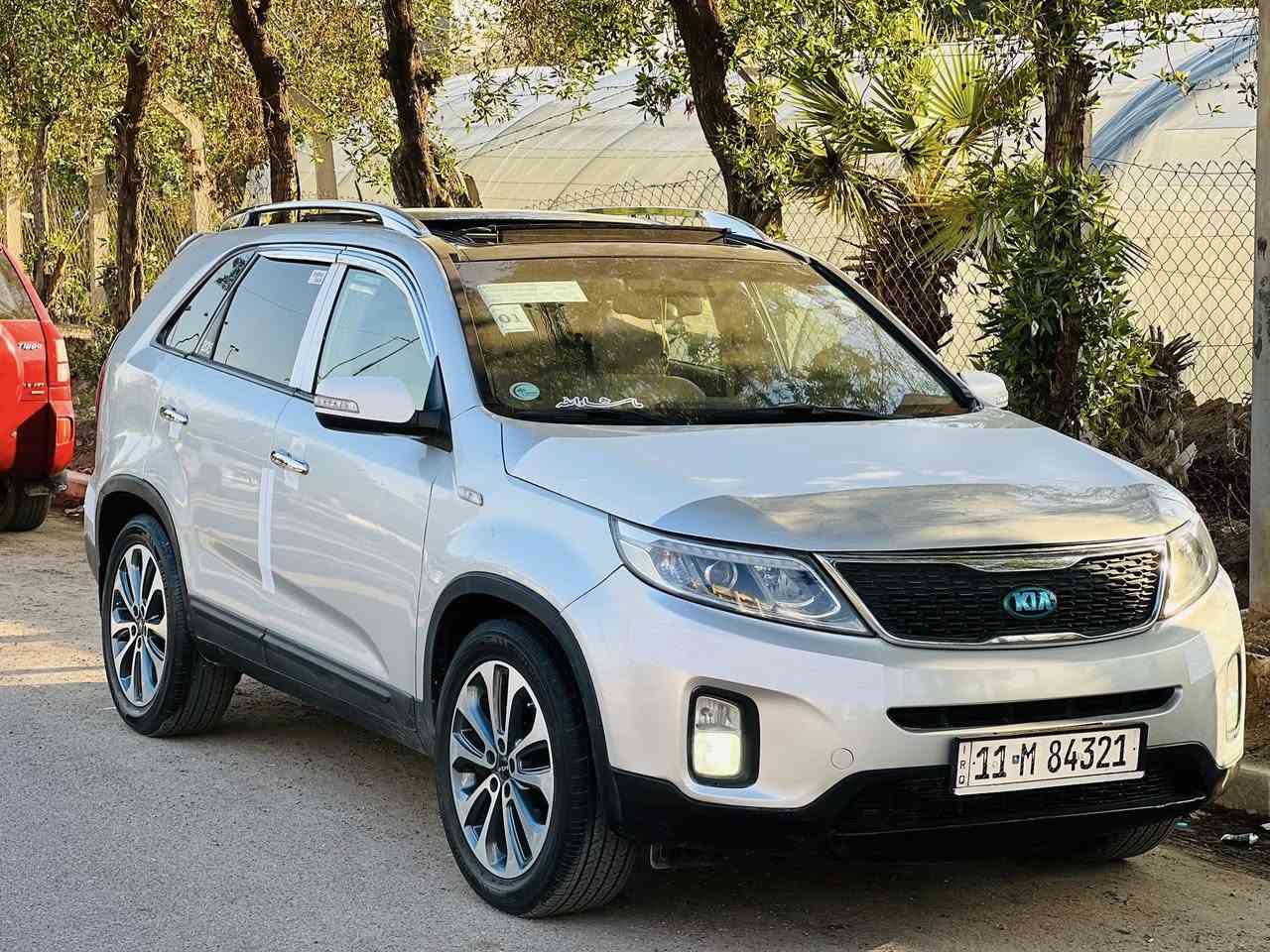 سورنتو 2015 خليجي 6 سلندر السعر 134 وبيه مجال رقم بغداد بسمي حساسات خلفية بلنوراما تبريد ثلج صدر جاهز ويل فراشة حادثهه مكينه وكير وصدر وكهربائيات وتبريد كله خير من الله ماشيه 94 سيارة بيها مكانات صبغ ابيعلك احزام حتى لا اتعبني ولا اتعبك مكاني بغداد *********** الخاص مغلق الشراي يتصل
