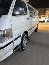 دير جنبي • ٢٠٠٩ • كفالة