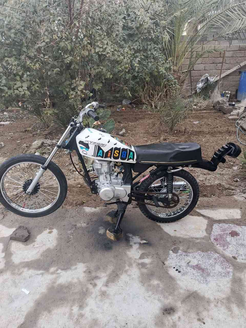 للبيع ادوات 26 مكان بصره كرمت علي السعر 650.. ***********
