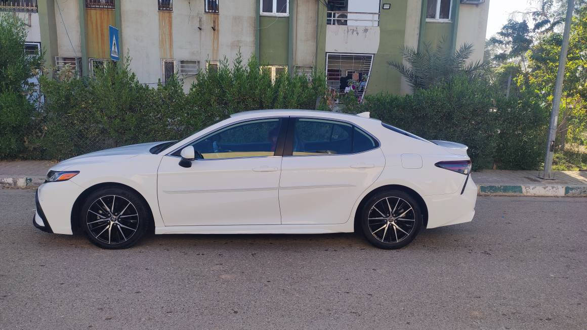 كامري 2023 SE ماشيه 65 الف قطعتين جاملغ وبونيد وراس شاصي خفيف نضافتها فول فحص وتترقم جميع المحافظات للاستفسار 
الرقم الاول: ***********
الرقم الثاني: ***********
مكانها كركوك متواجد في و ع الارقام كركوك, العراق
