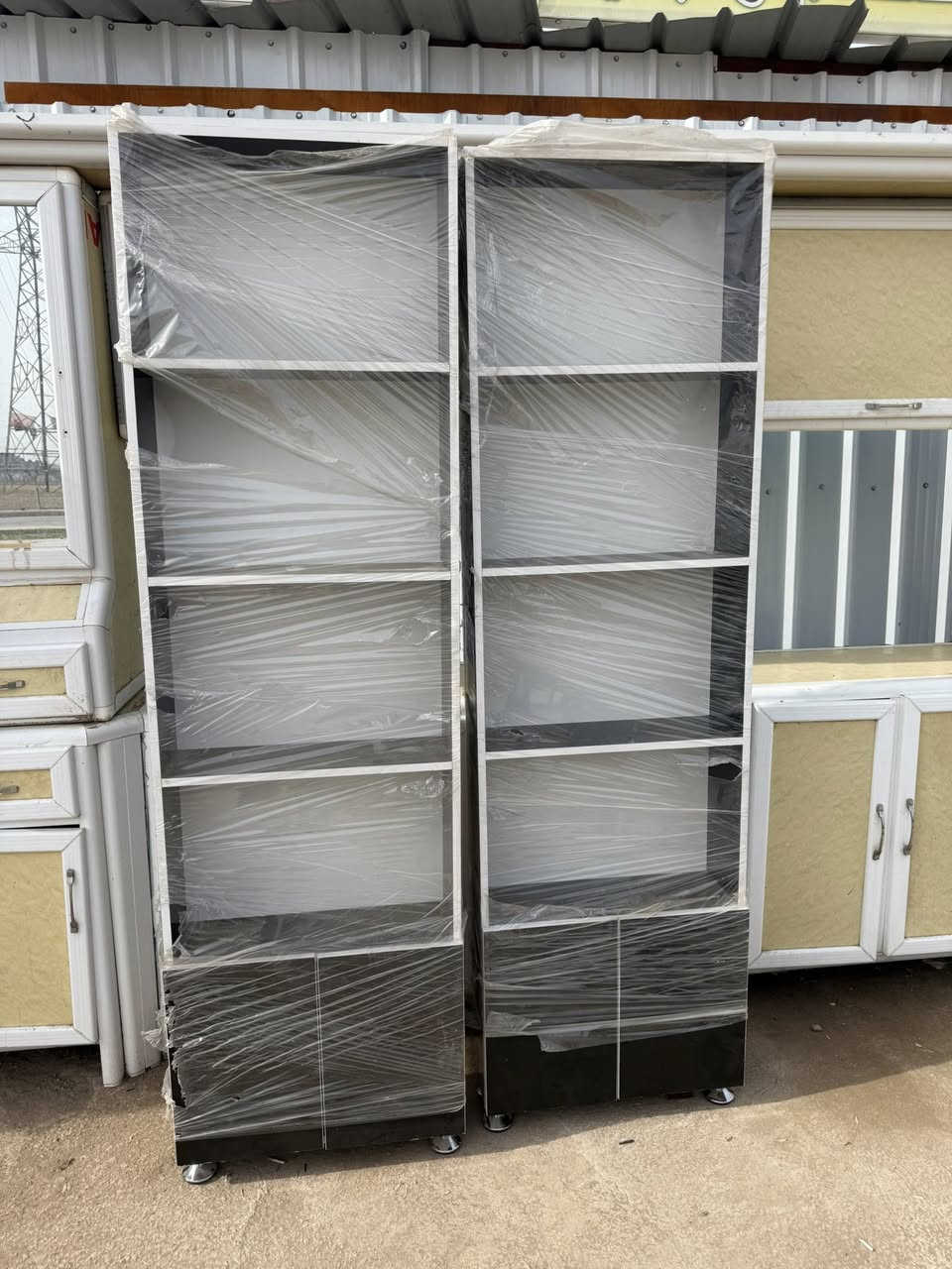 مزاد الثقه لبيع وشراء كافة الأثاث المستخدم 
بعقوبه قرب مجسر الرازي 
للاستفسار مراسلة الصفحه 
او رقم الهاتف 
***********
يوجد واتس
