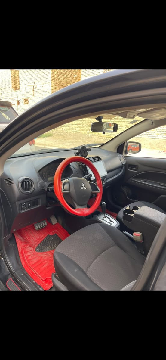 السعر 69 ورقه وبيهه مجال
ميتسوبوشي ميراج ياباني 2017 
وارد امريكي بيهه رشات صبغ 3 اماكن بدون اي ضربه قويه بدون دواخل شويه من الباب و الجاملغ حادث سطحي
سياره اقتصاديه كلش و مال داخل محرك 1300 وبيهه نظام ايكو رقمهه بغداد بأسمي
شاشه كبيره تبريد تدفئه كله شغال ماشيه بس 50 الف  تخم تاير جديد باتري جديد دسكات جدد عوزهه حداديه سنويه ساقطه من 2024 شهر التاسع 
سعر السياره 69 ورقه و بيهه مجال بسيط
رقم الشاصي ML32A3HJ0HH008149
المكان الناصريه مركز ***********
